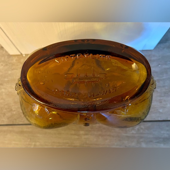 Vintage Victrylite Amber Glass Crown Shaped Bottle - Picture 2 of 4